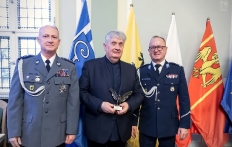 Wręczenie honorowych odznaczeń_3