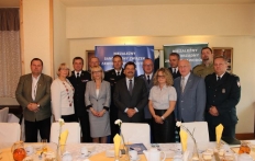  Spotkanie przedstawicieli służb mundurowych z posłem Januszem Śniadkiem i senatorem Jerzym Miotke (2015)