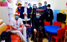 Policyjny Mikołaj ponownie trafił do starogardzkiego szpitala