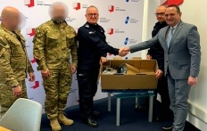 Policjanci z SPKP w Gdańsku otrzymali nowy, specjalistyczny sprzęt